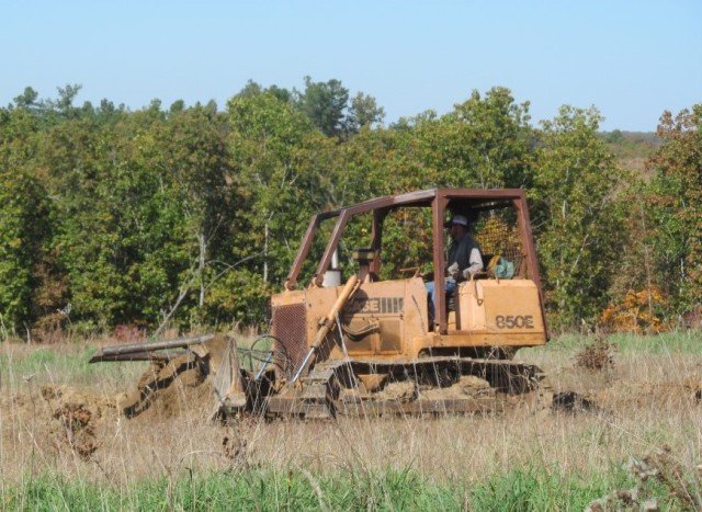 The Case 850E was the Earthmoving Equipment Available at Hand